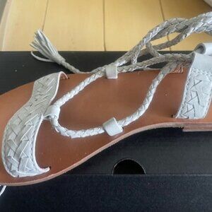 Brand New Frye Ruth Whipstitch Leather Ankle Wrap Sandals-White - Ladies Size 8